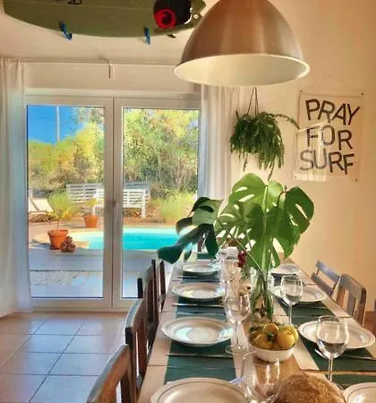 Endless Summer Surf House Penzion *