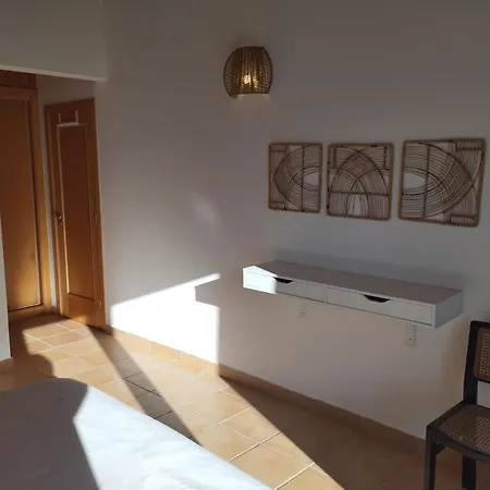Endless Summer Surf House Guest house