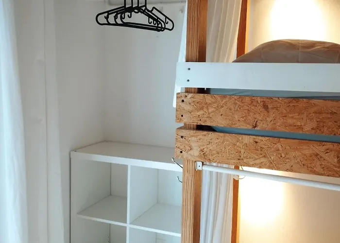 Endless Summer Surf House ゲストハウス